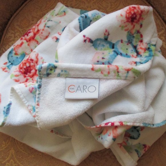 caro home - cactus bath towel - Picture 2 of 2